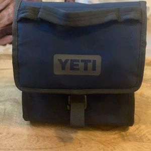 Yeti Daytrip Lunchbox